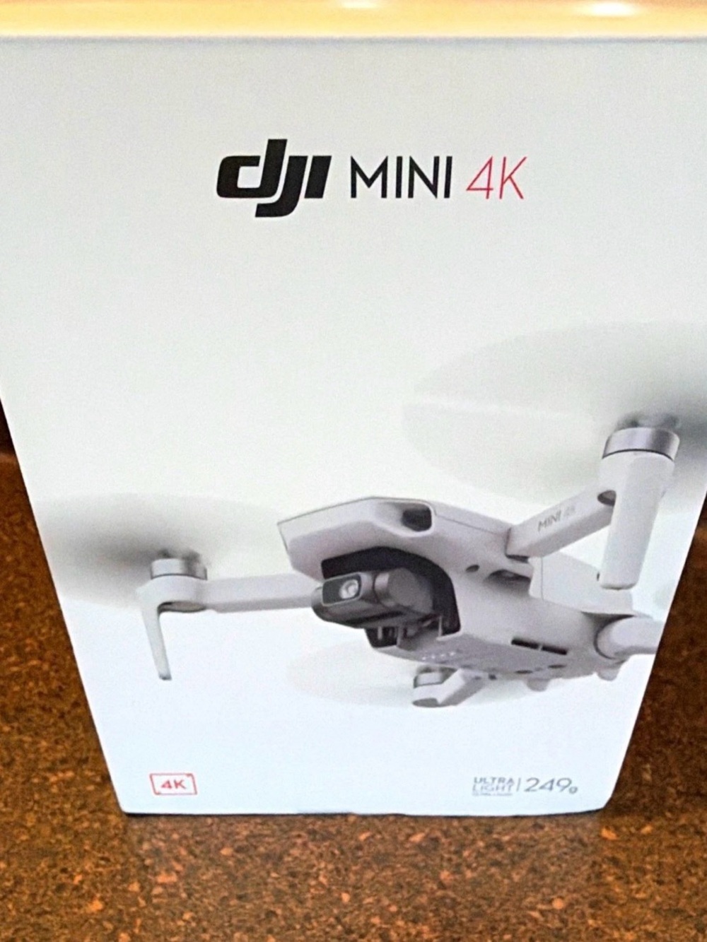 DJI Mini 4K White Retail Box